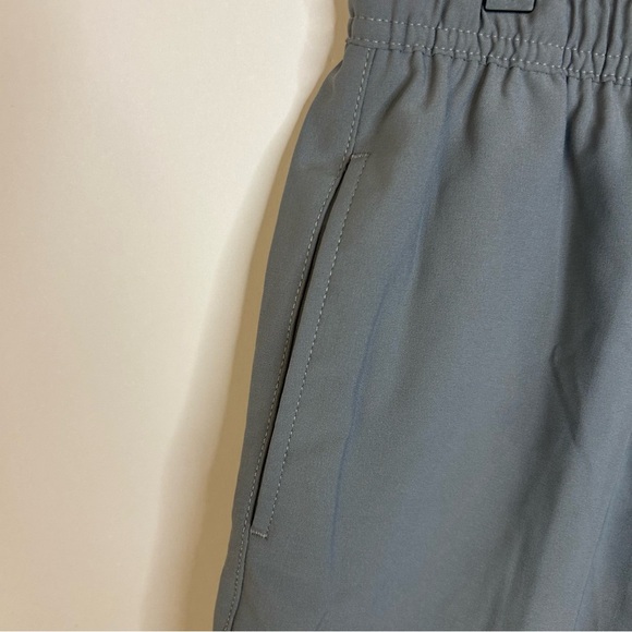 *NWT* Huk Men’s Pursuit Volley Shorts in Night Owl Gray, Size Small - Picture 7 of 13